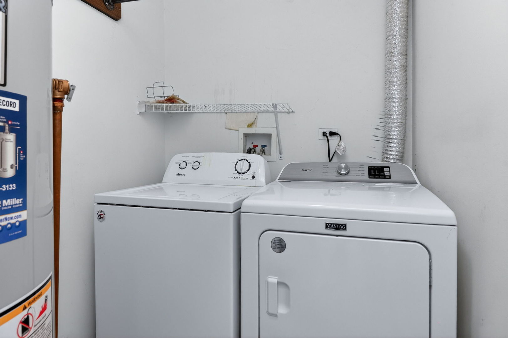 644 Lincoln Station Drive #644, Oswego, IL 60543