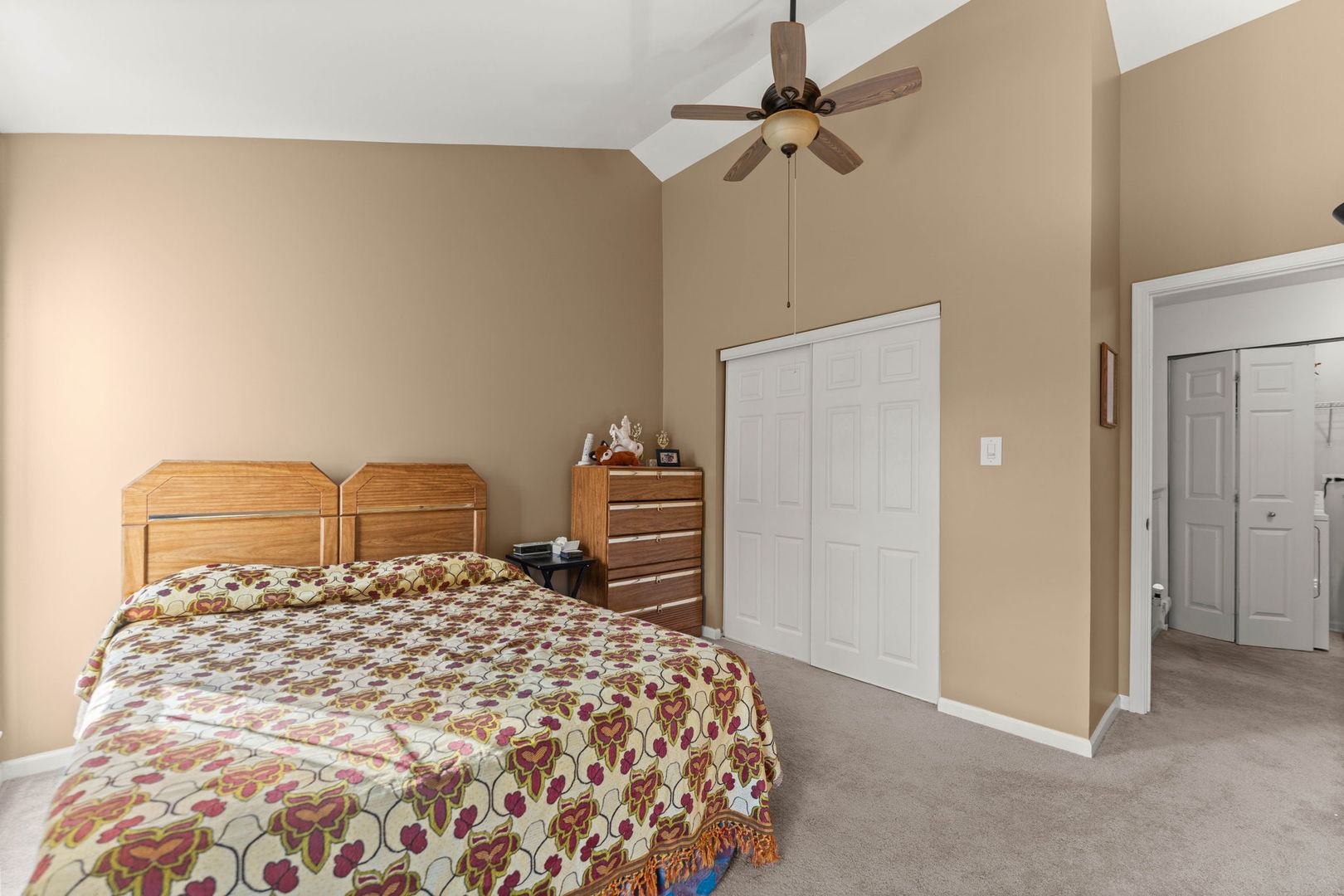 2713 Whitlock Drive, Darien, IL 60561