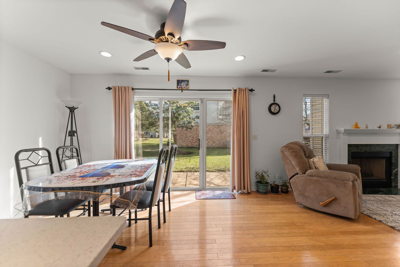 2713 Whitlock Drive, Darien, IL 60561