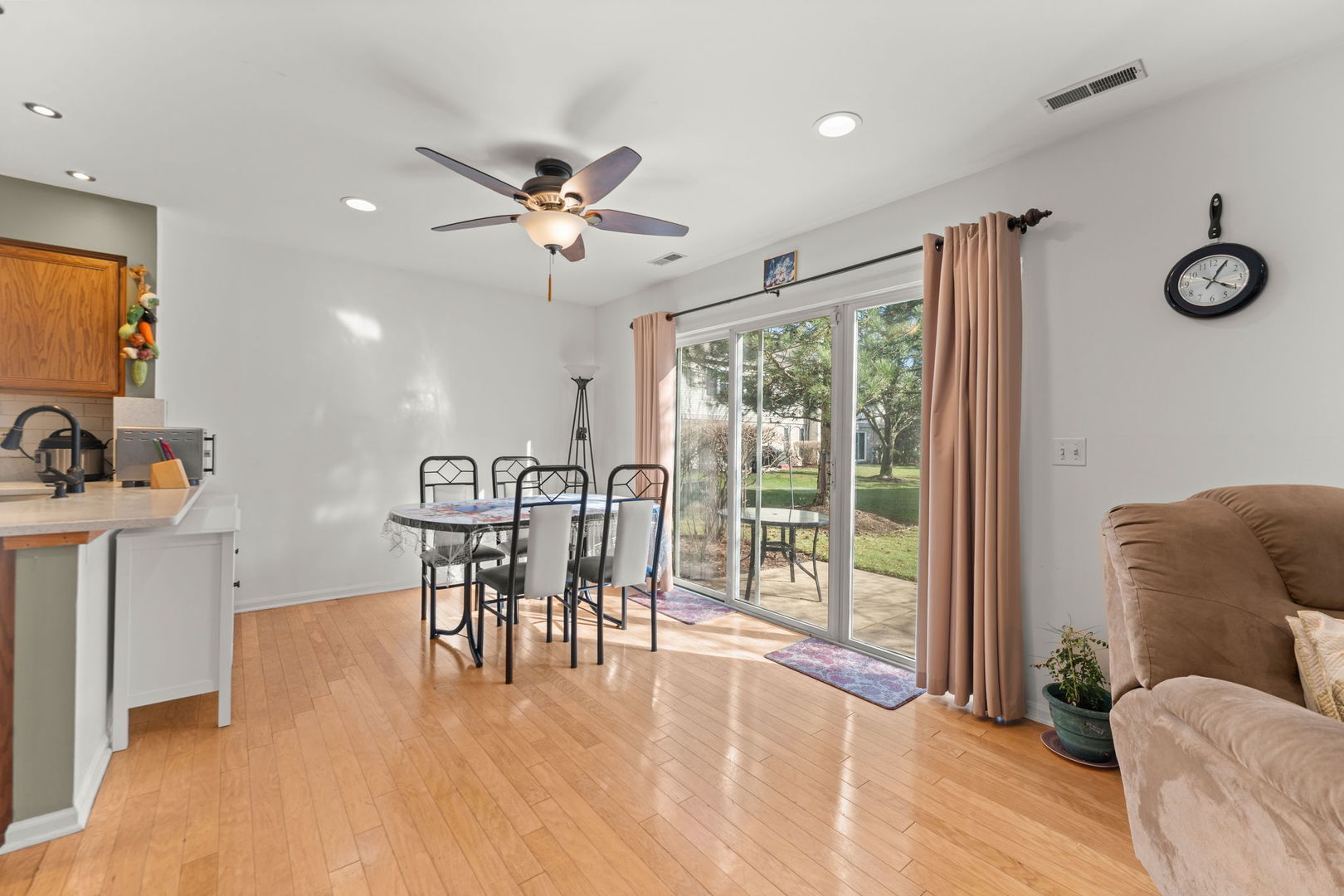 2713 Whitlock Drive, Darien, IL 60561