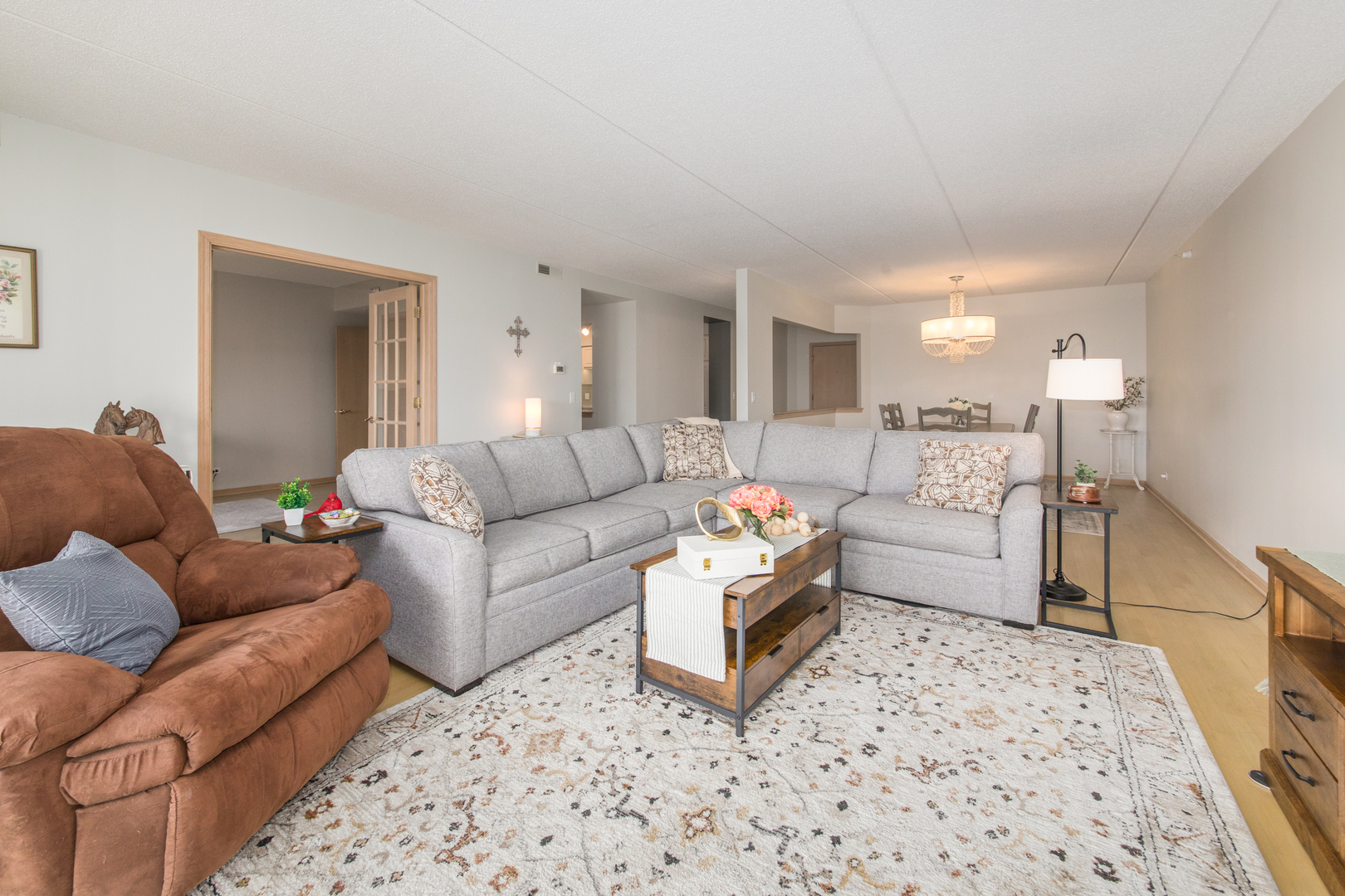 460 S Northwest Highway #307, Park Ridge, IL 60068