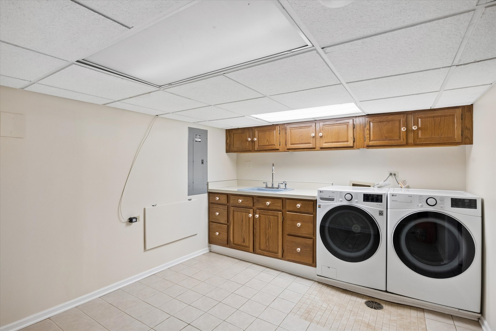 545 S Brainard Avenue, La Grange, IL 60525