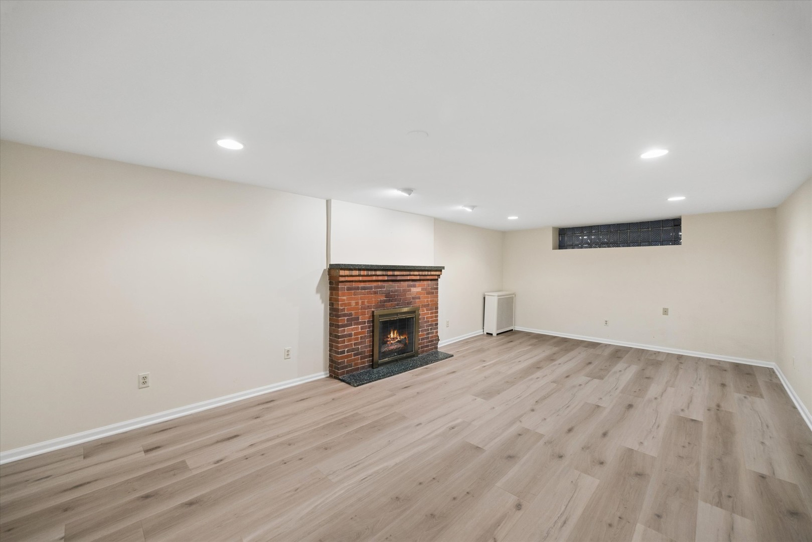 545 S Brainard Avenue, La Grange, IL 60525