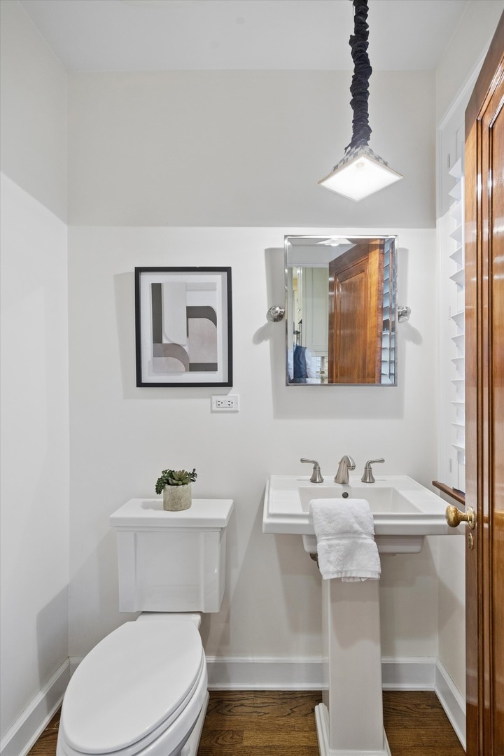 545 S Brainard Avenue, La Grange, IL 60525