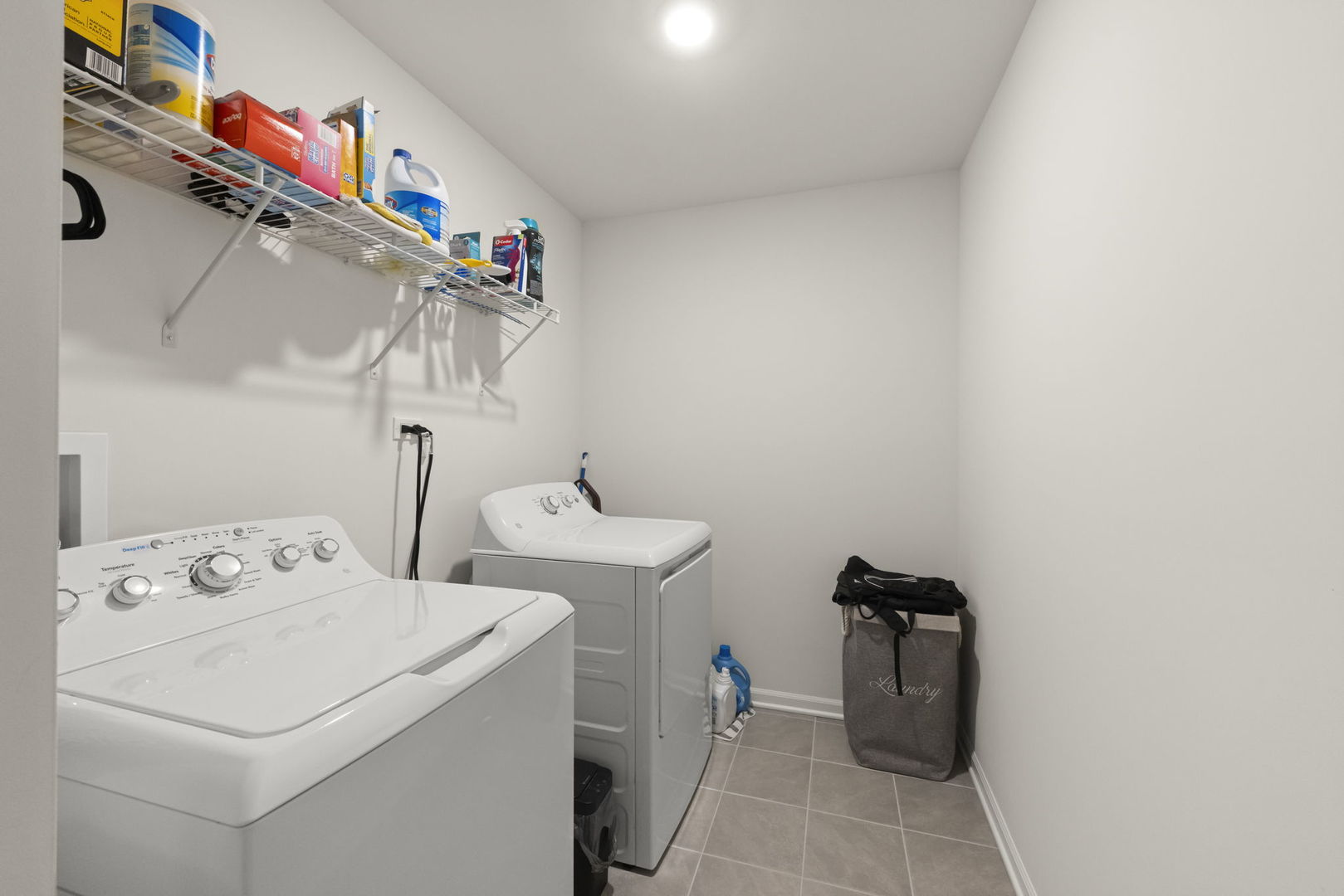 4202 Chelsea Manor Circle, Aurora, IL 60504