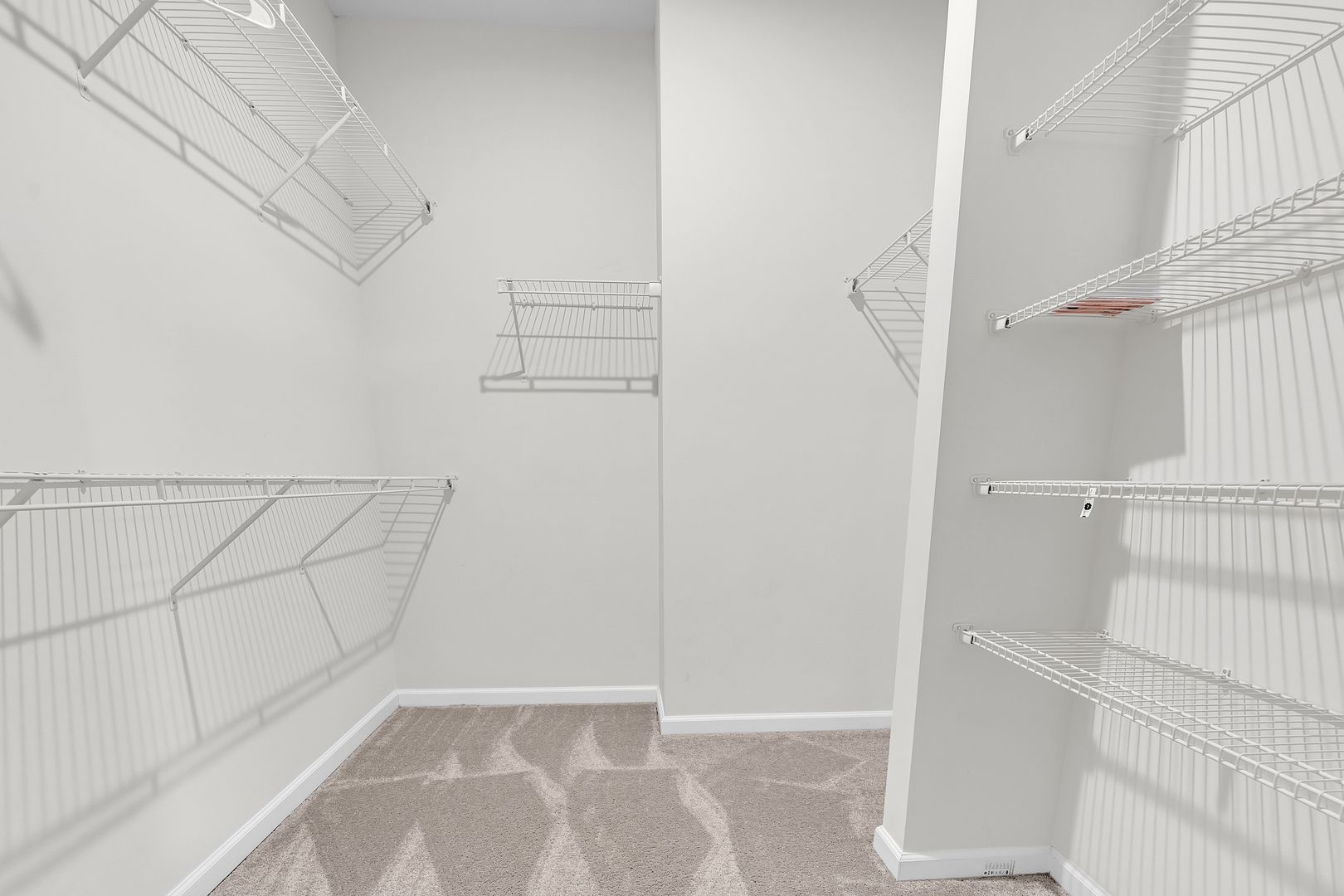 780 Weller Drive, Des Plaines, IL 60016