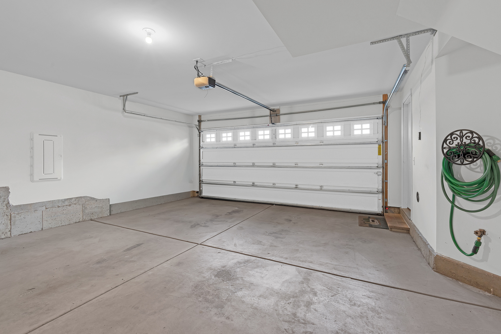 780 Weller Drive, Des Plaines, IL 60016