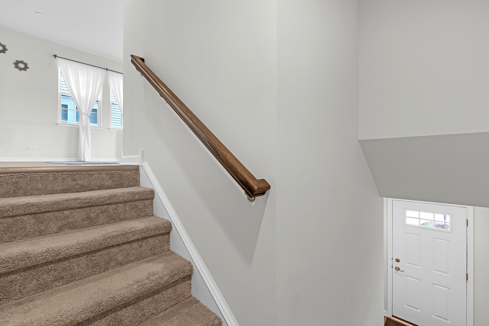 780 Weller Drive, Des Plaines, IL 60016