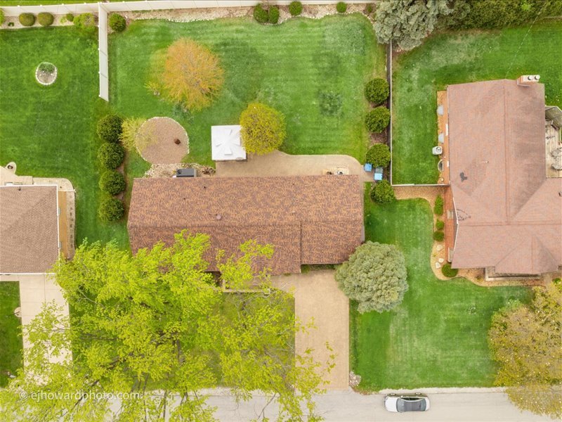 12524 S 71st Court, Palos Heights, IL 60463