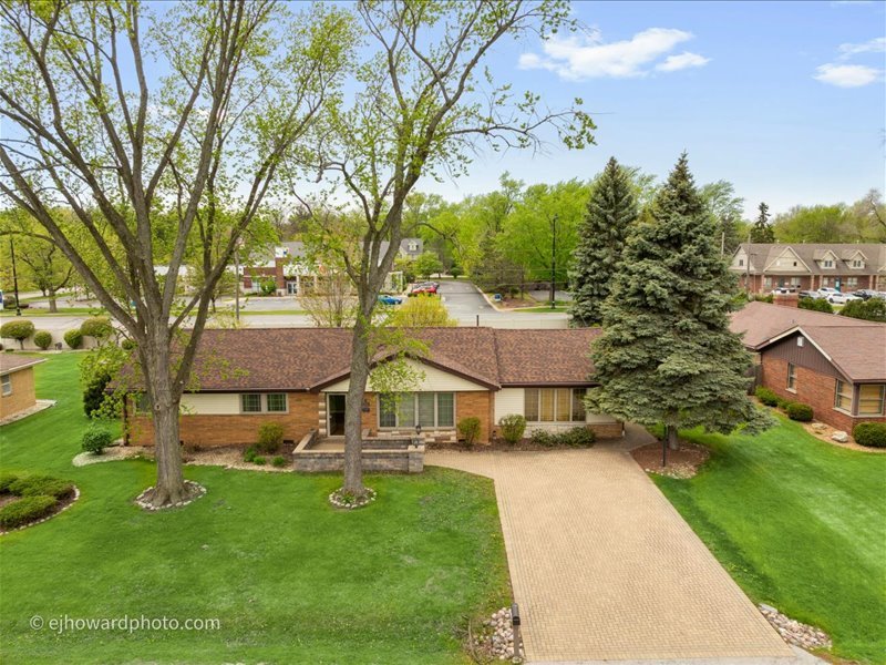 12524 S 71st Court, Palos Heights, IL 60463