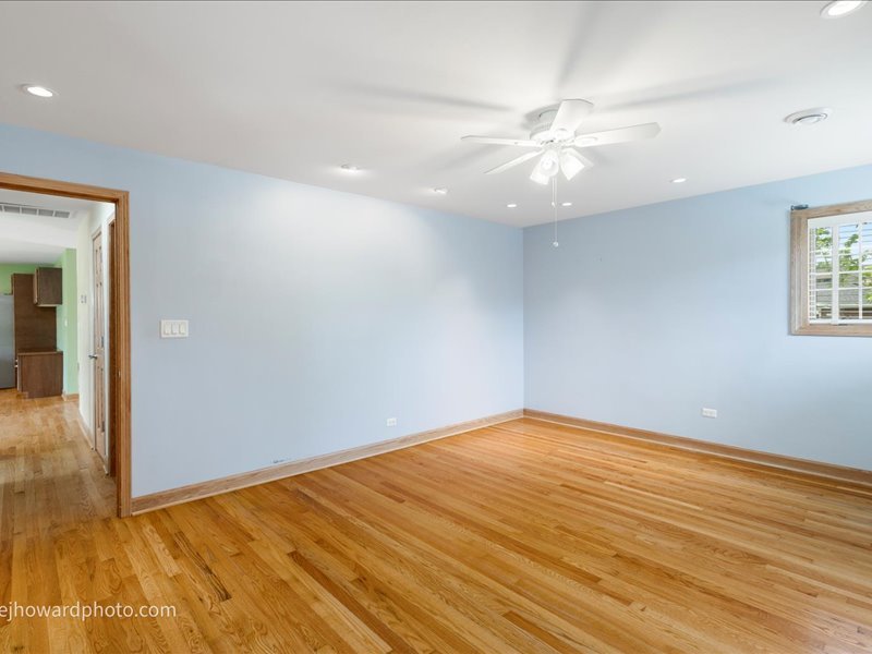 12524 S 71st Court, Palos Heights, IL 60463