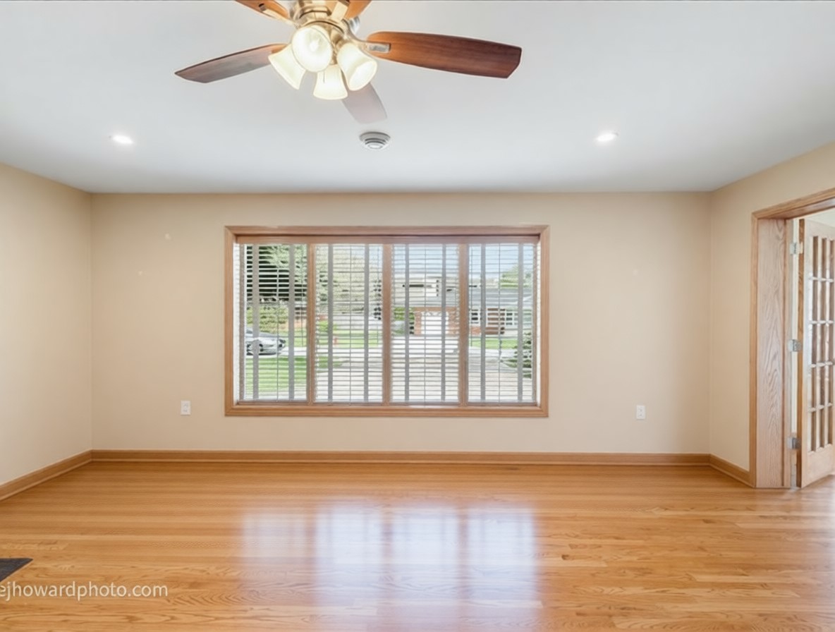 12524 S 71st Court, Palos Heights, IL 60463