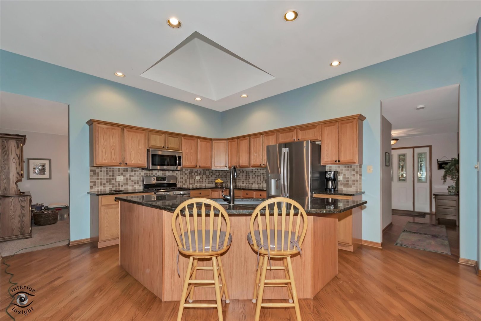 8200 Brookside Glen Drive, Tinley Park, IL 60487