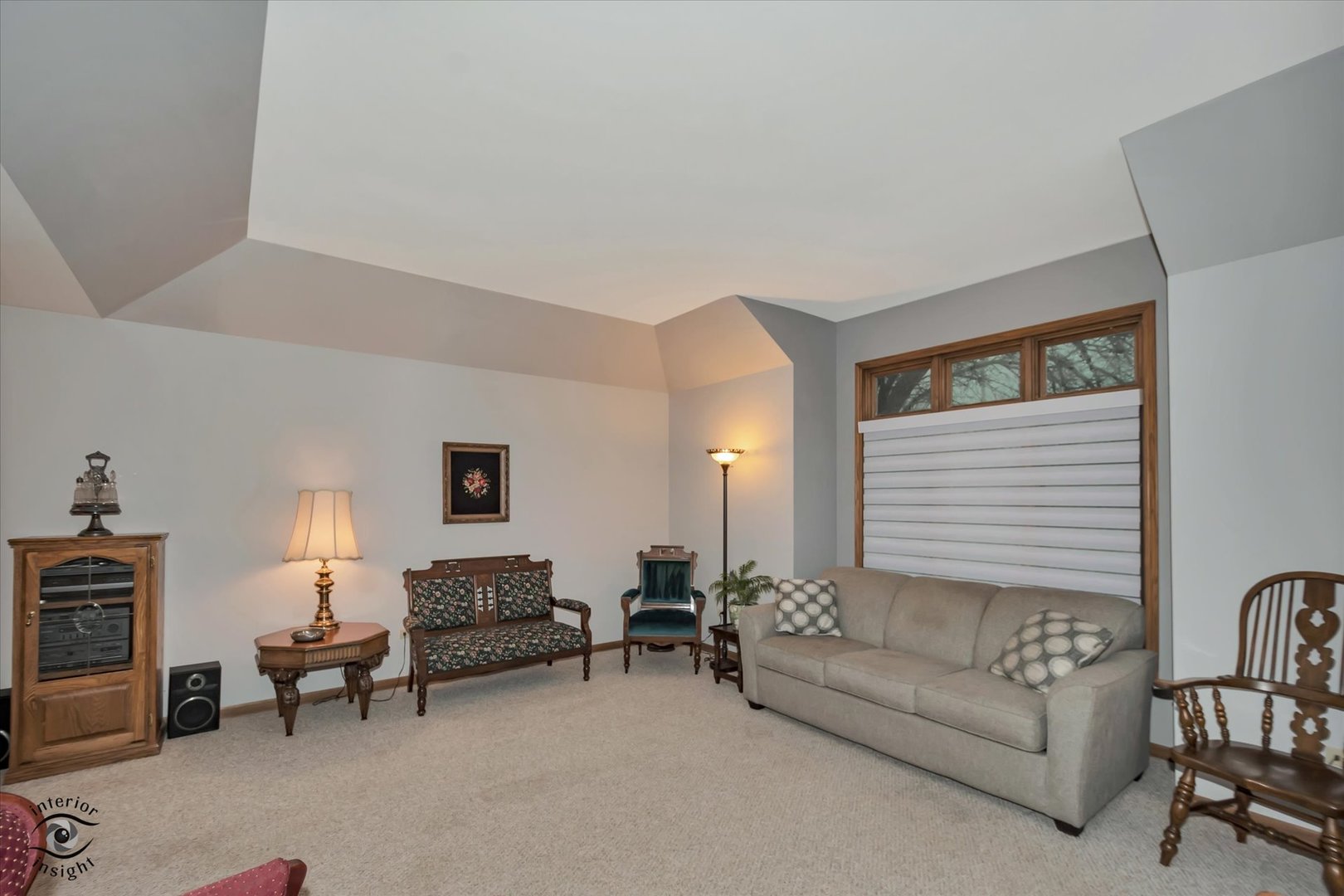 8200 Brookside Glen Drive, Tinley Park, IL 60487