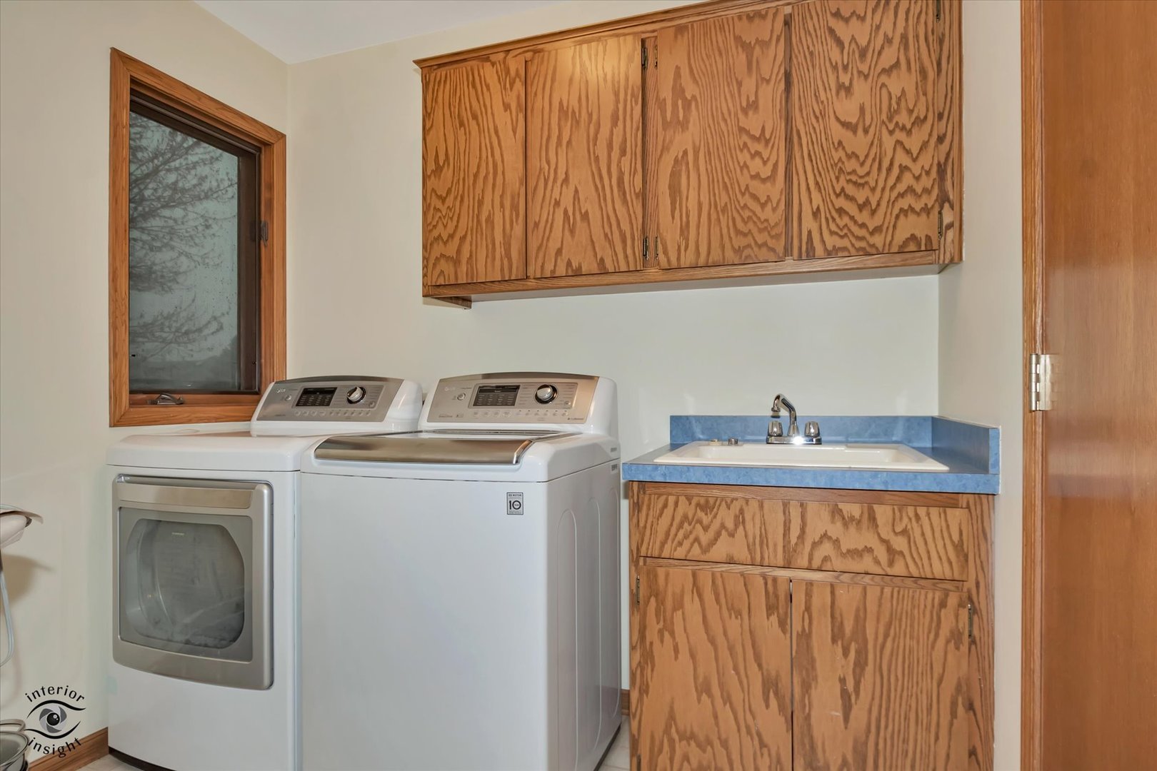 8200 Brookside Glen Drive, Tinley Park, IL 60487