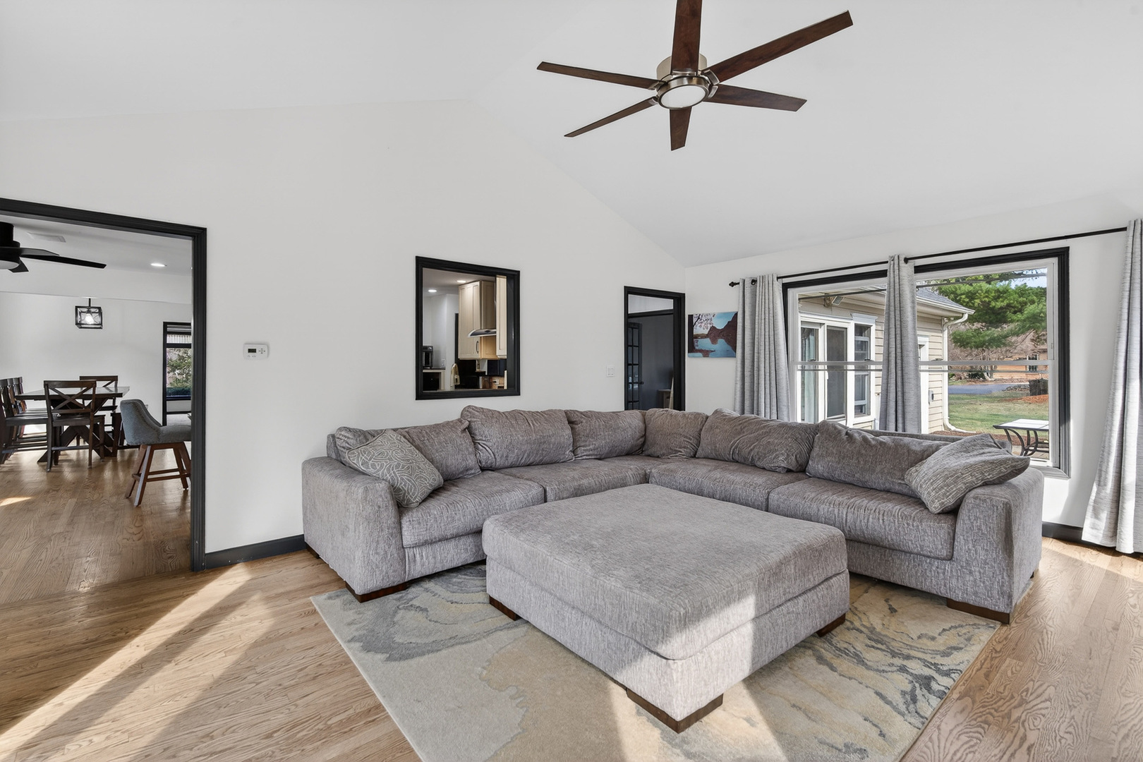 2970 Kingston Drive, Island Lake, IL 60042