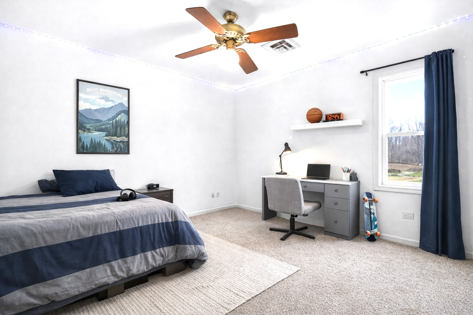 2970 Kingston Drive, Island Lake, IL 60042