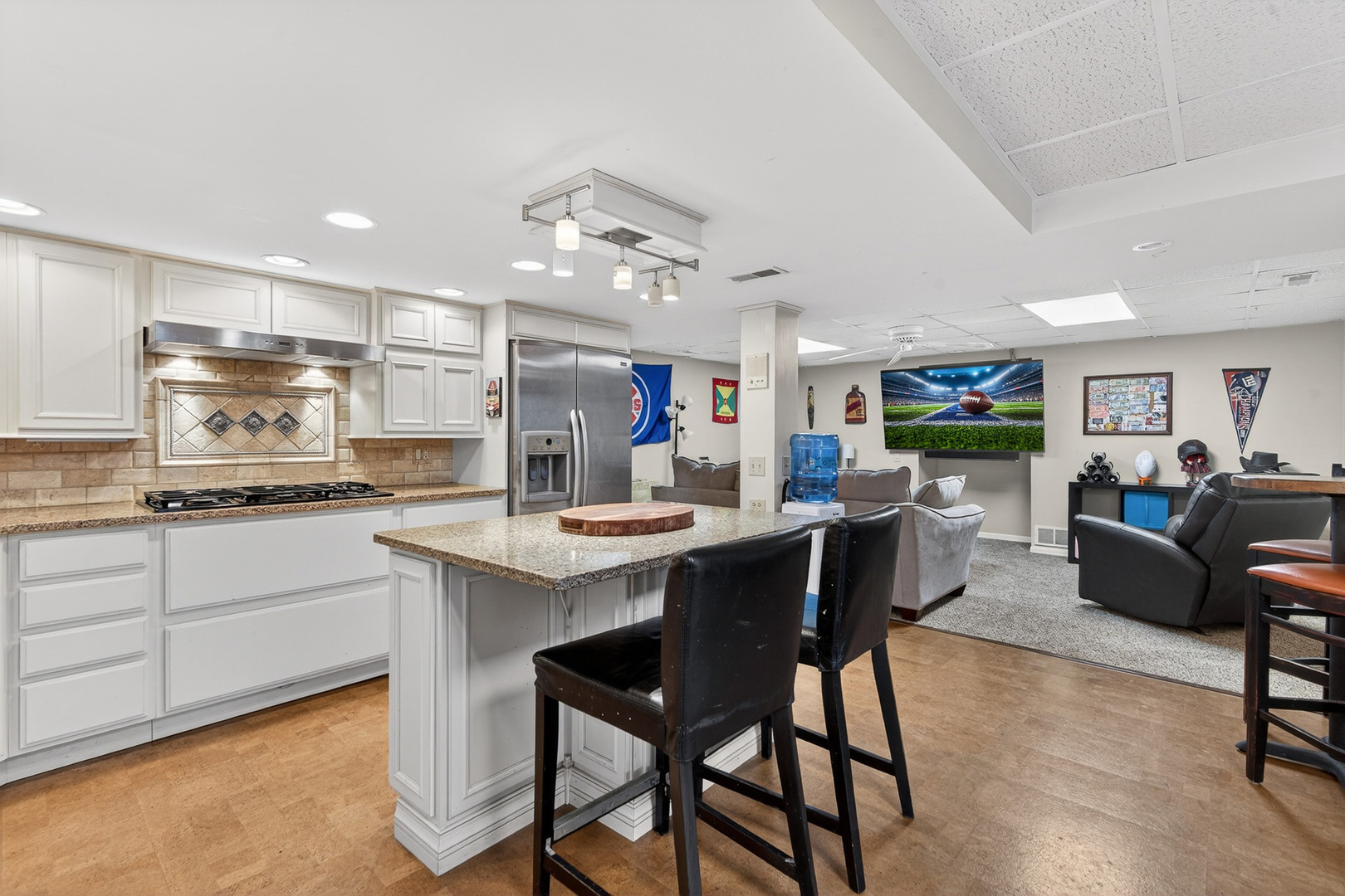 2970 Kingston Drive, Island Lake, IL 60042