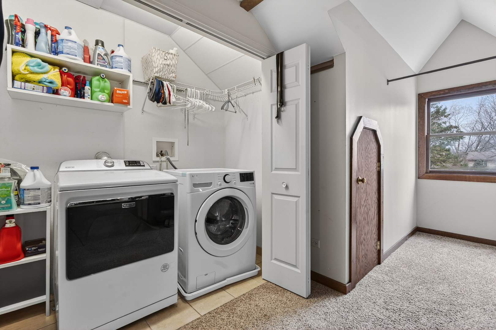 2970 Kingston Drive, Island Lake, IL 60042