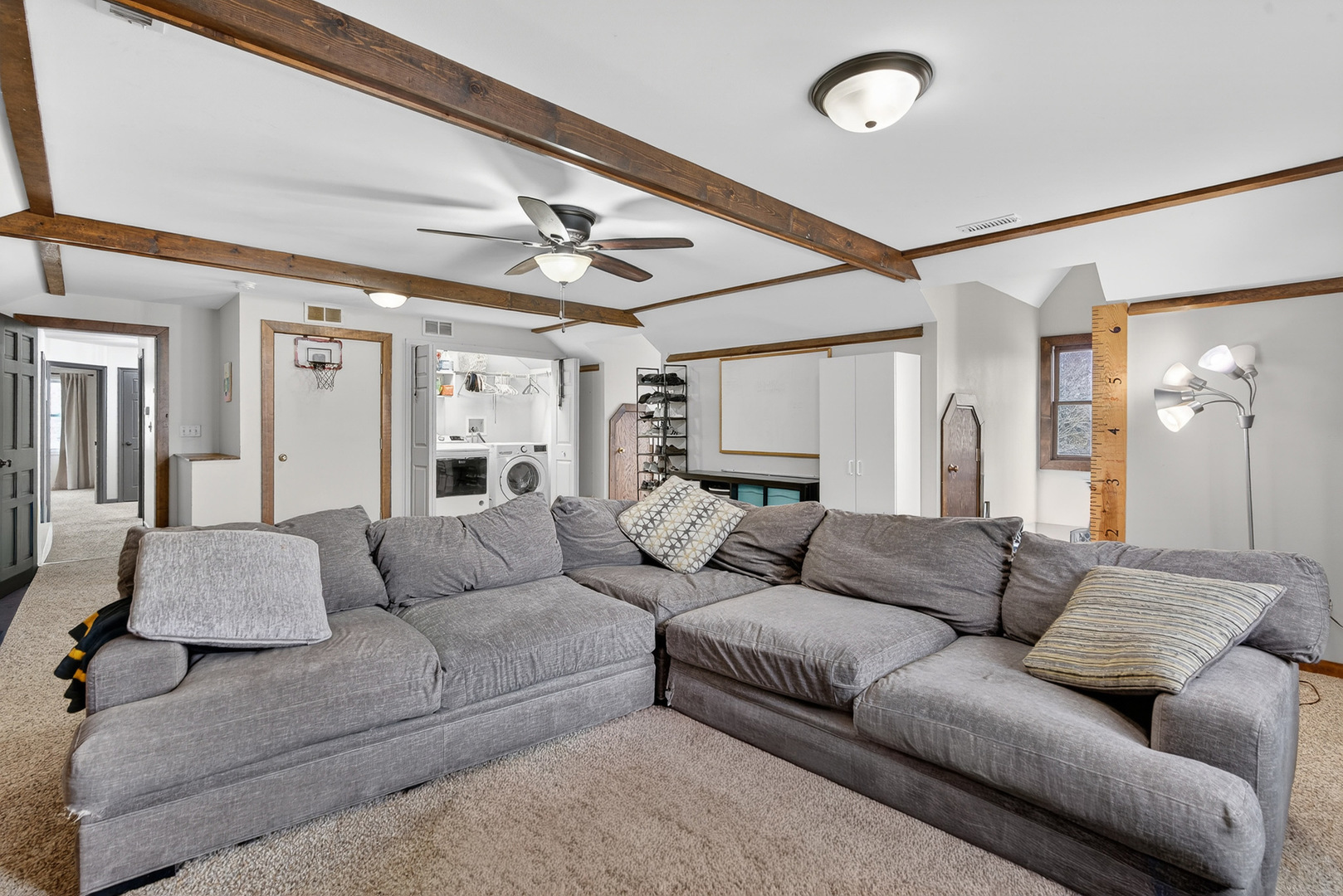 2970 Kingston Drive, Island Lake, IL 60042