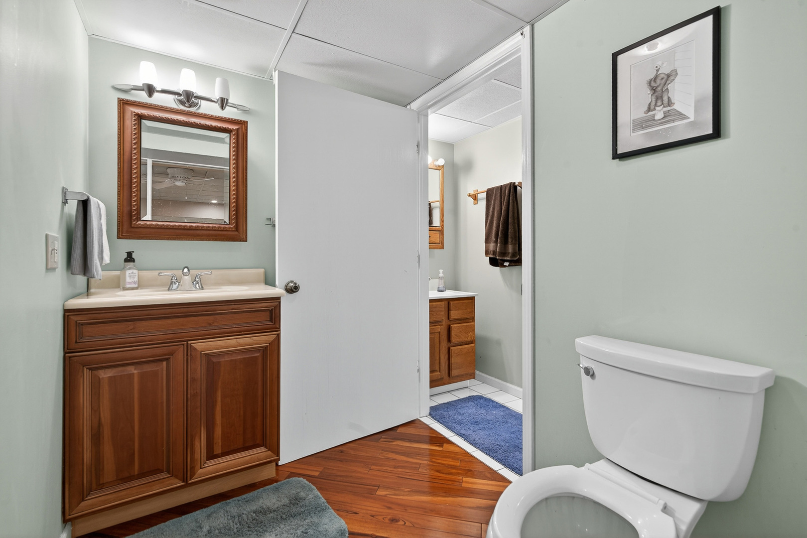 2970 Kingston Drive, Island Lake, IL 60042