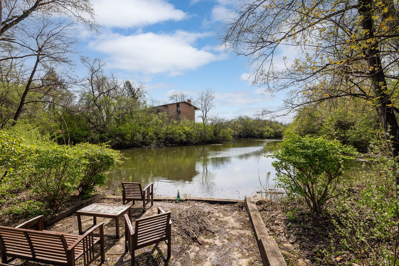 5505 Lakeside Drive #2F, Lisle, IL 60532