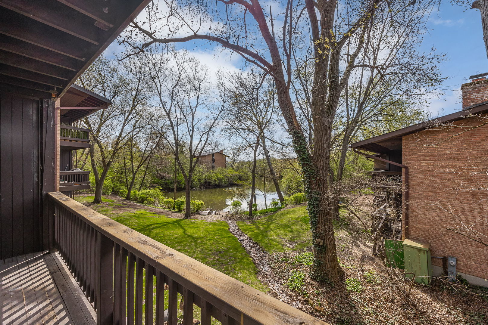 5505 Lakeside Drive #2F, Lisle, IL 60532