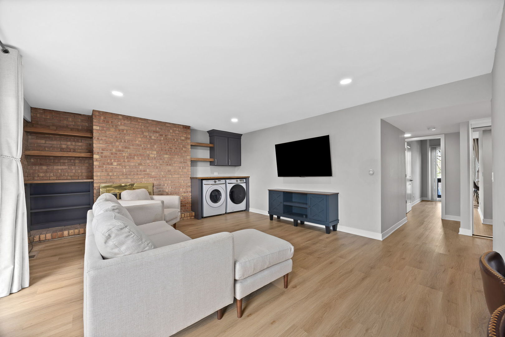 5505 Lakeside Drive #2F, Lisle, IL 60532