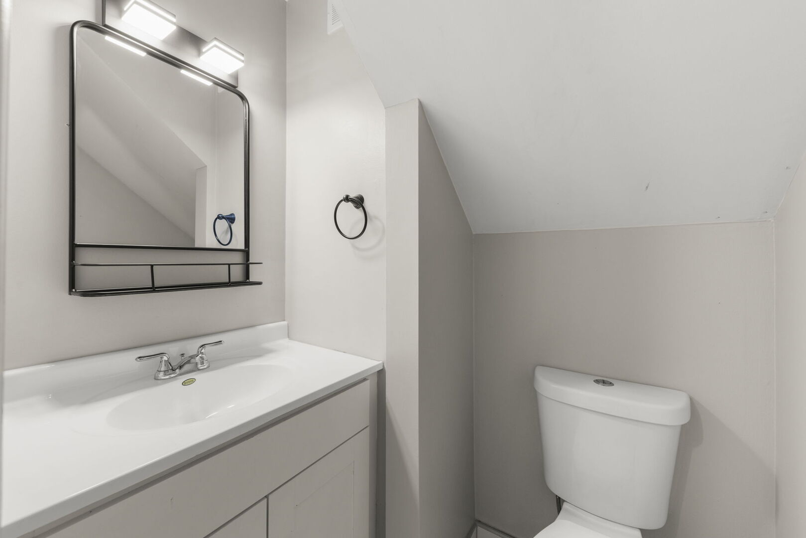 2661 Prairieview Lane, Aurora, IL 60502