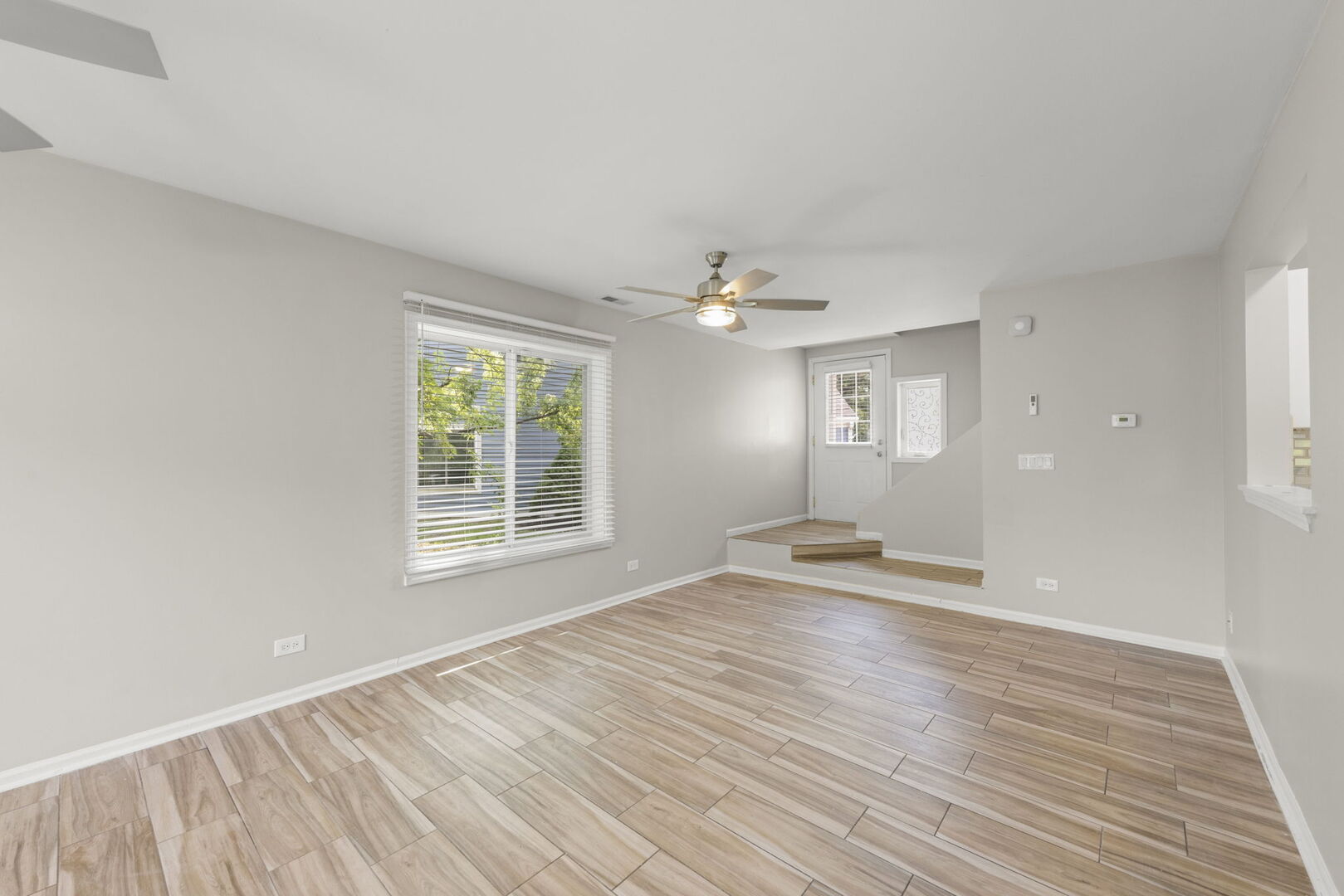 2661 Prairieview Lane, Aurora, IL 60502