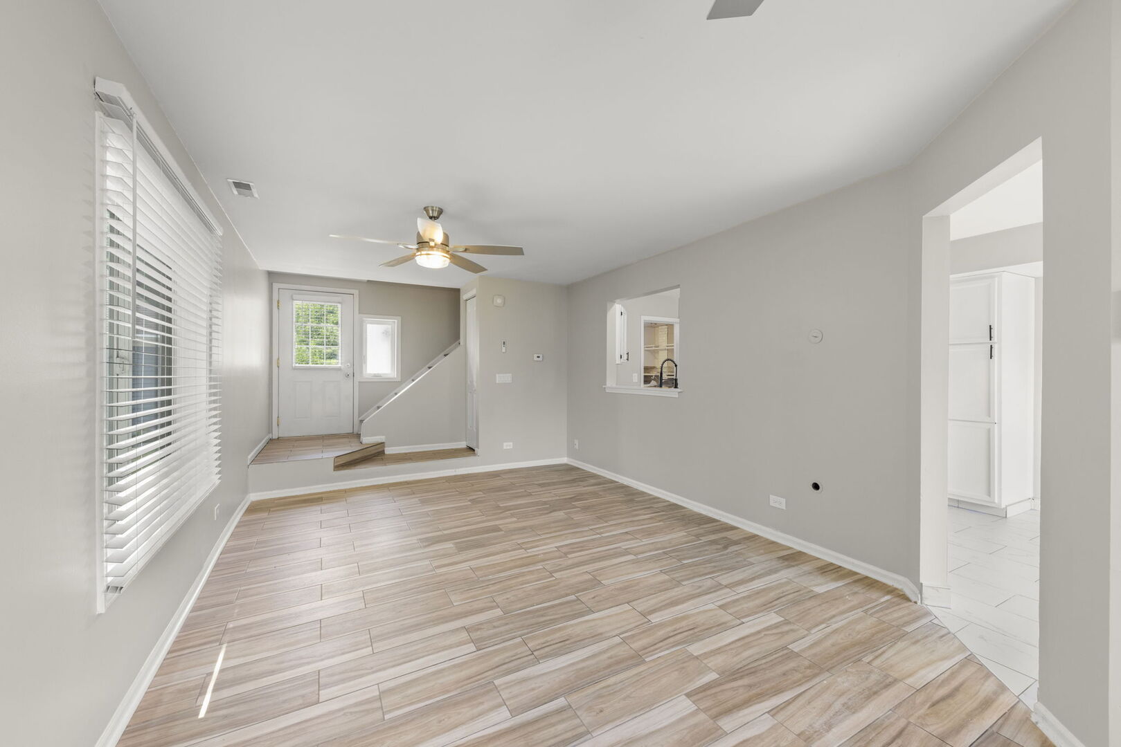 2661 Prairieview Lane, Aurora, IL 60502