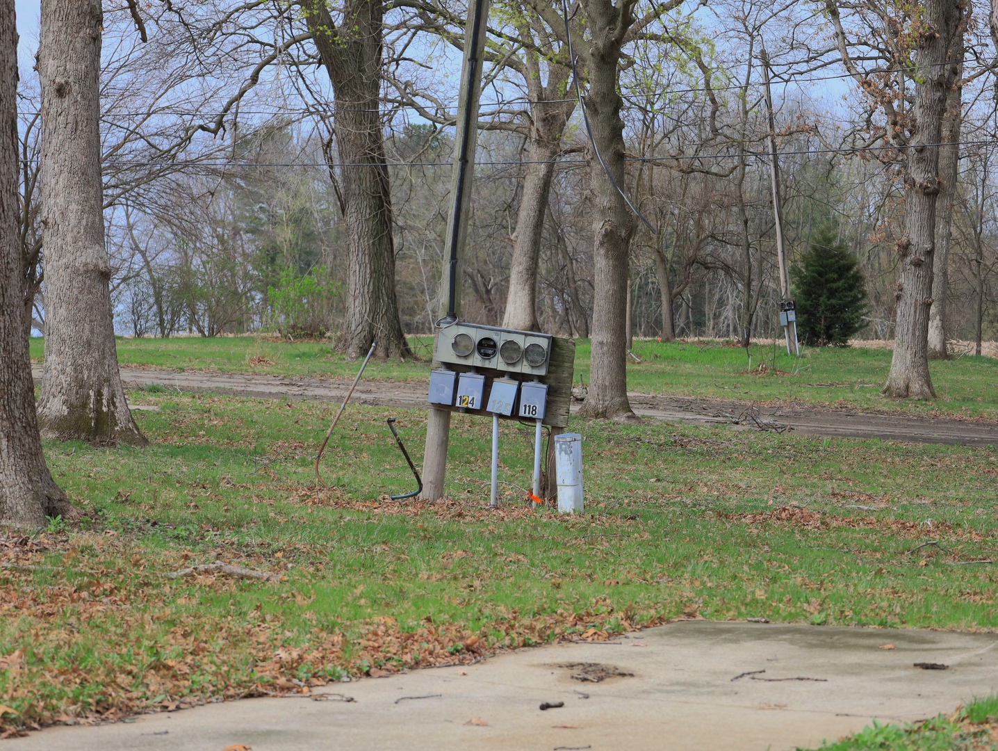 4500 E. River Road, Ridott, IL 61067