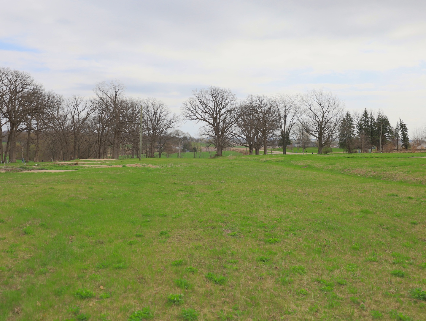 4500 E. River Road, Ridott, IL 61067