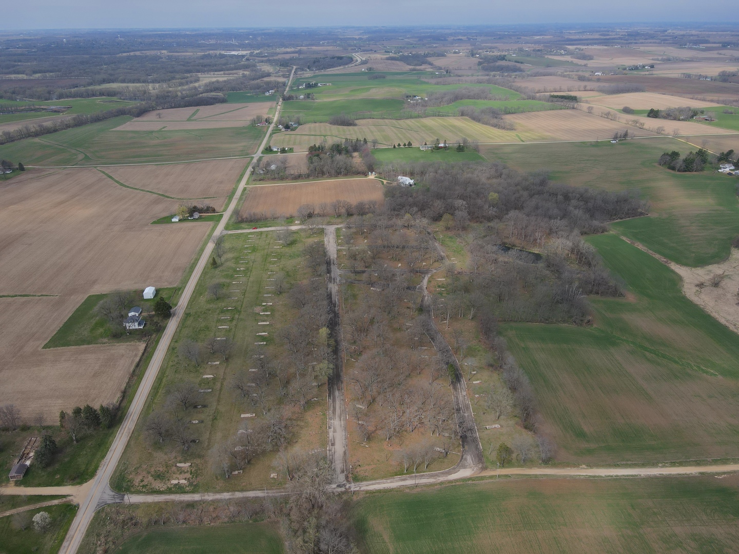 4500 E. River Road, Ridott, IL 61067