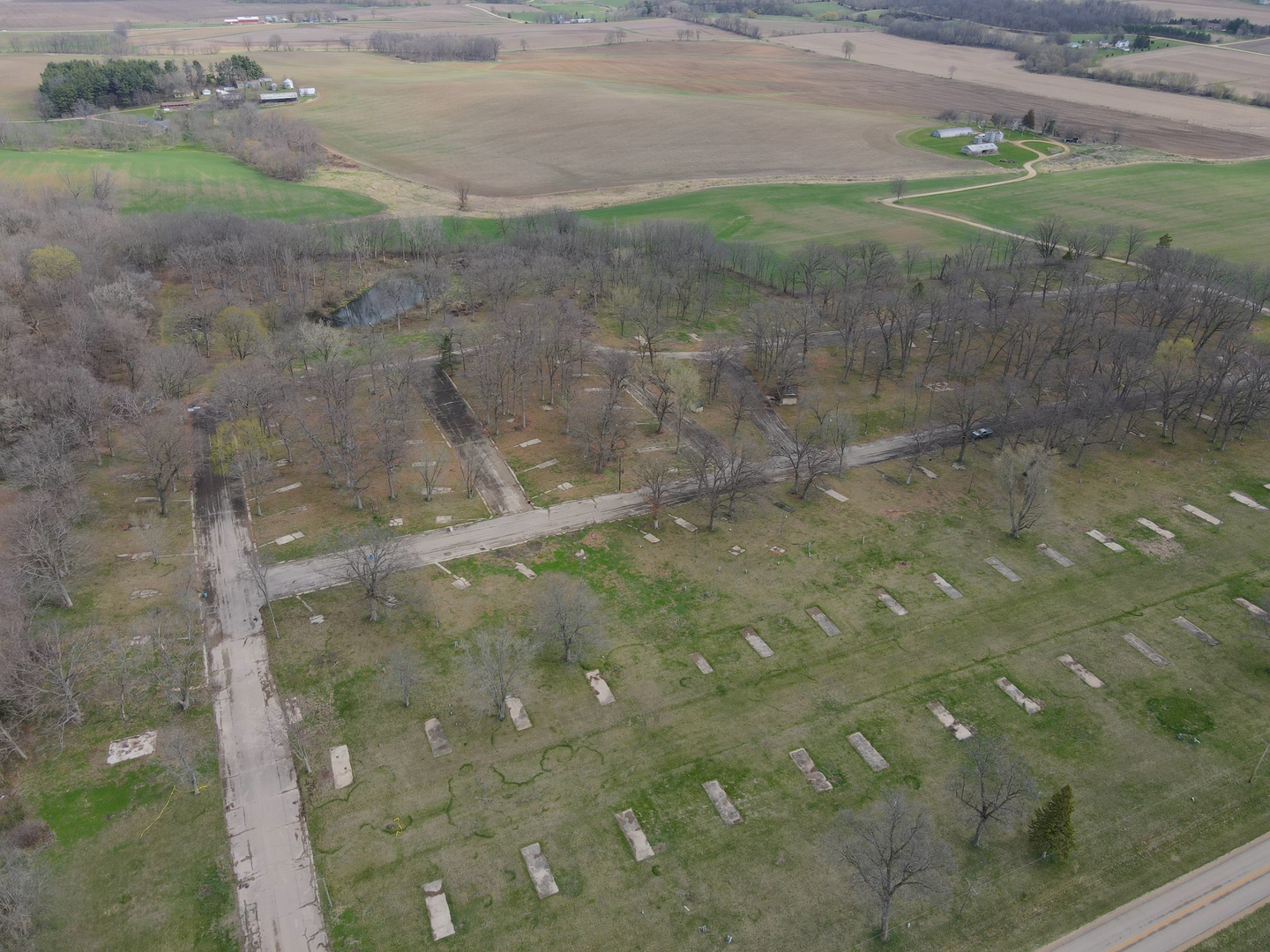 4500 E. River Road, Ridott, IL 61067