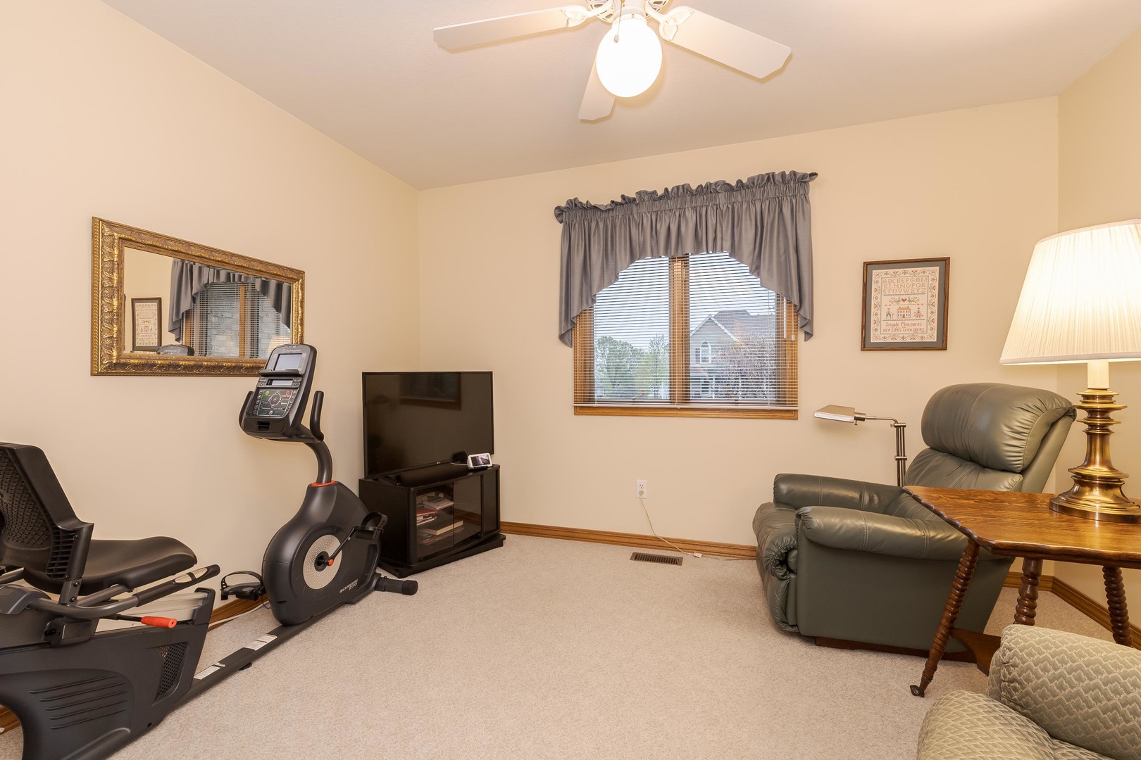 103 E 9th Street, Gridley, IL 61744