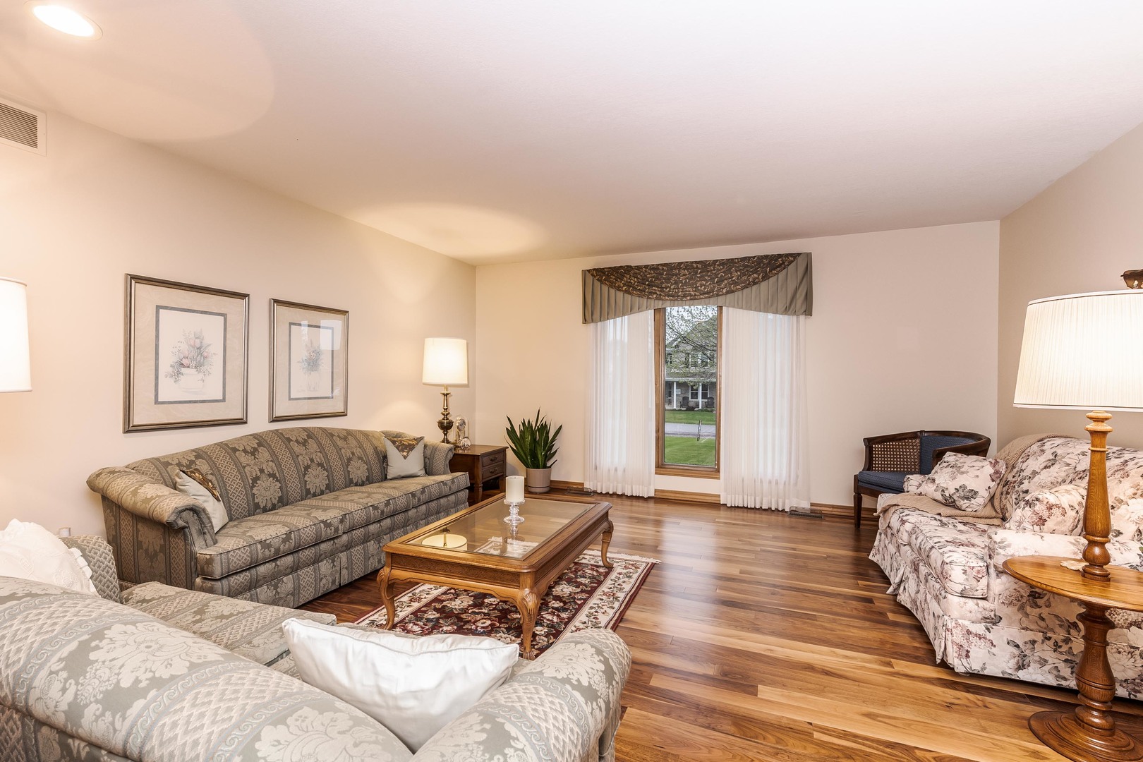 103 E 9th Street, Gridley, IL 61744