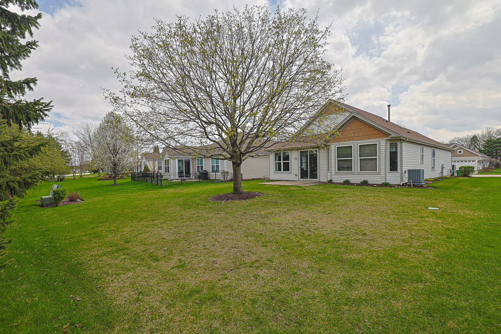 12918 W Willow Creek Lane, Huntley, IL 60142