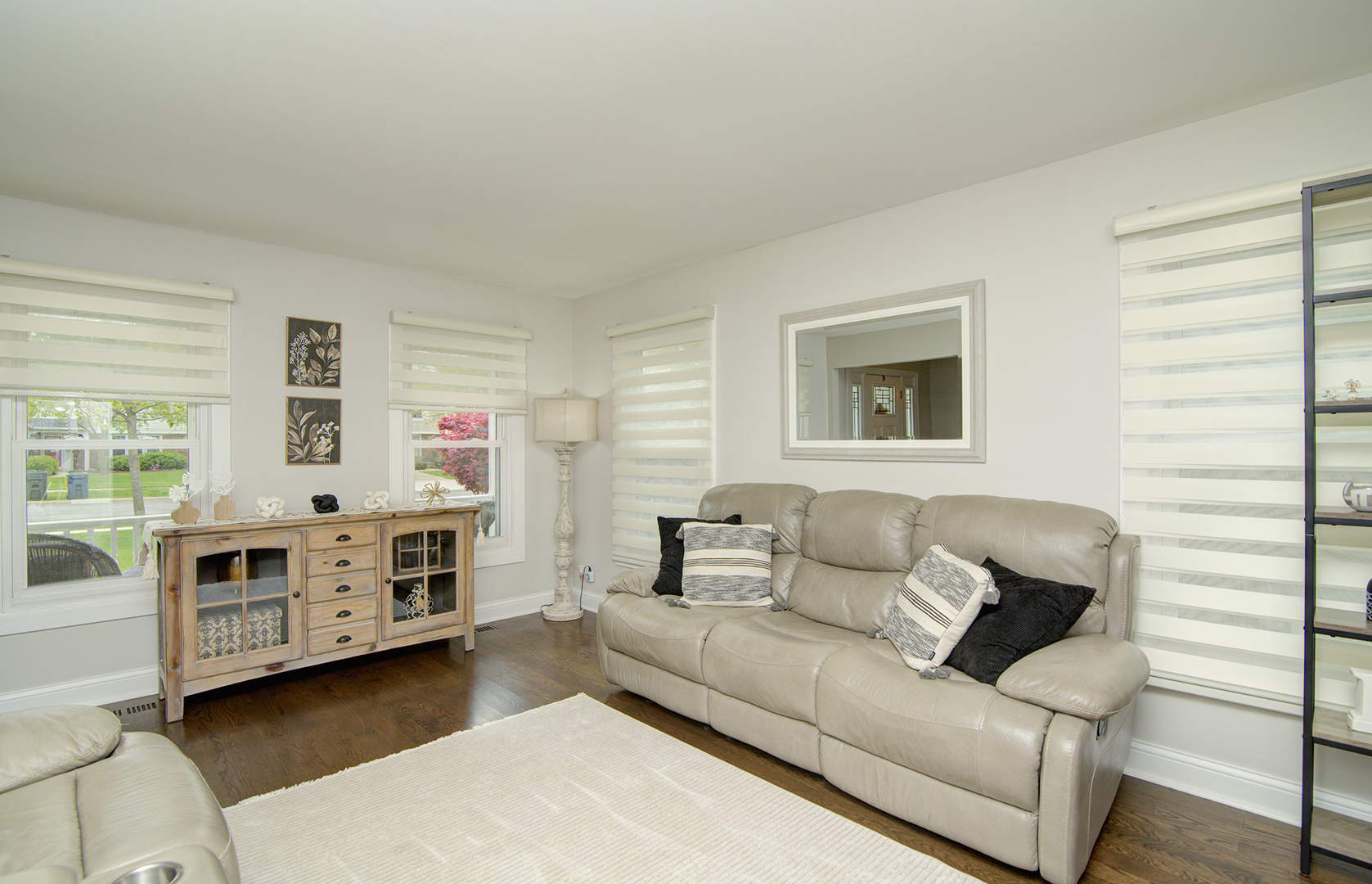 421 Burke Drive, Carol Stream, IL 60188