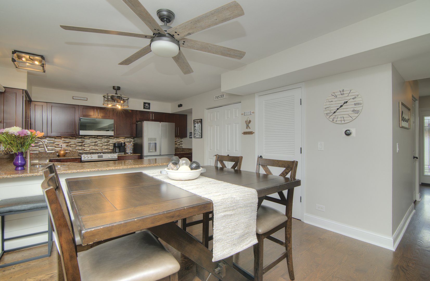 421 Burke Drive, Carol Stream, IL 60188