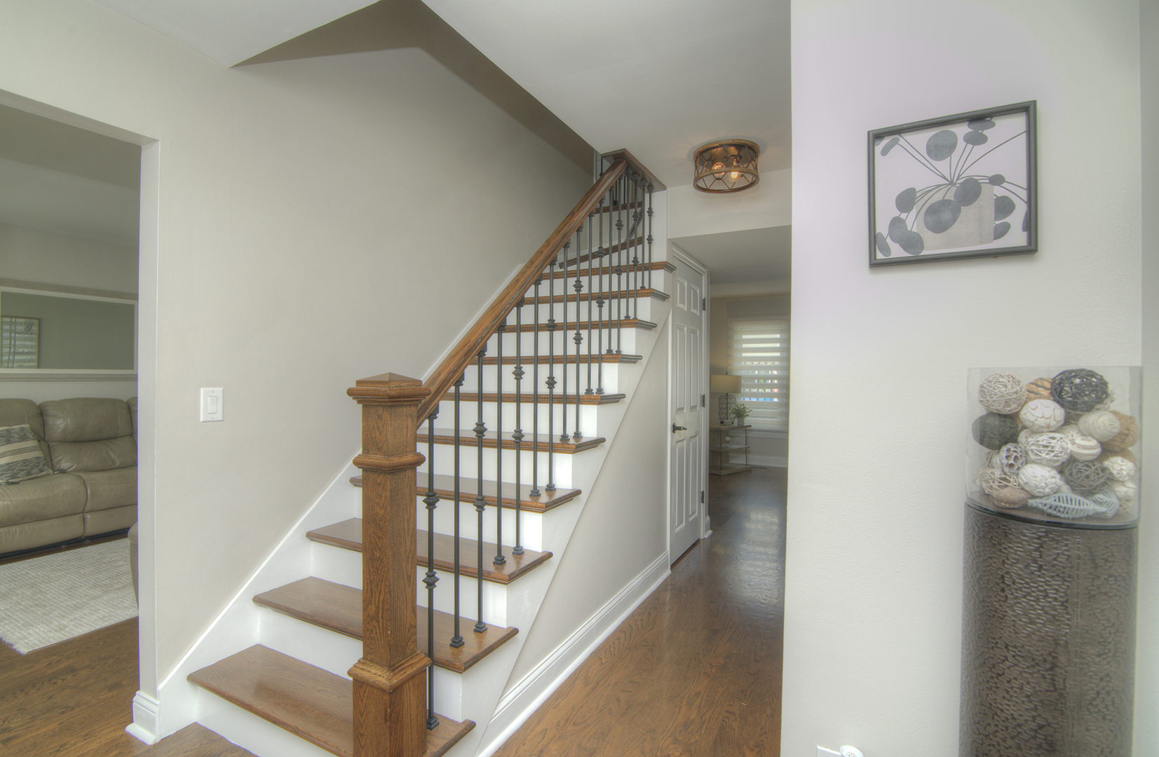 421 Burke Drive, Carol Stream, IL 60188