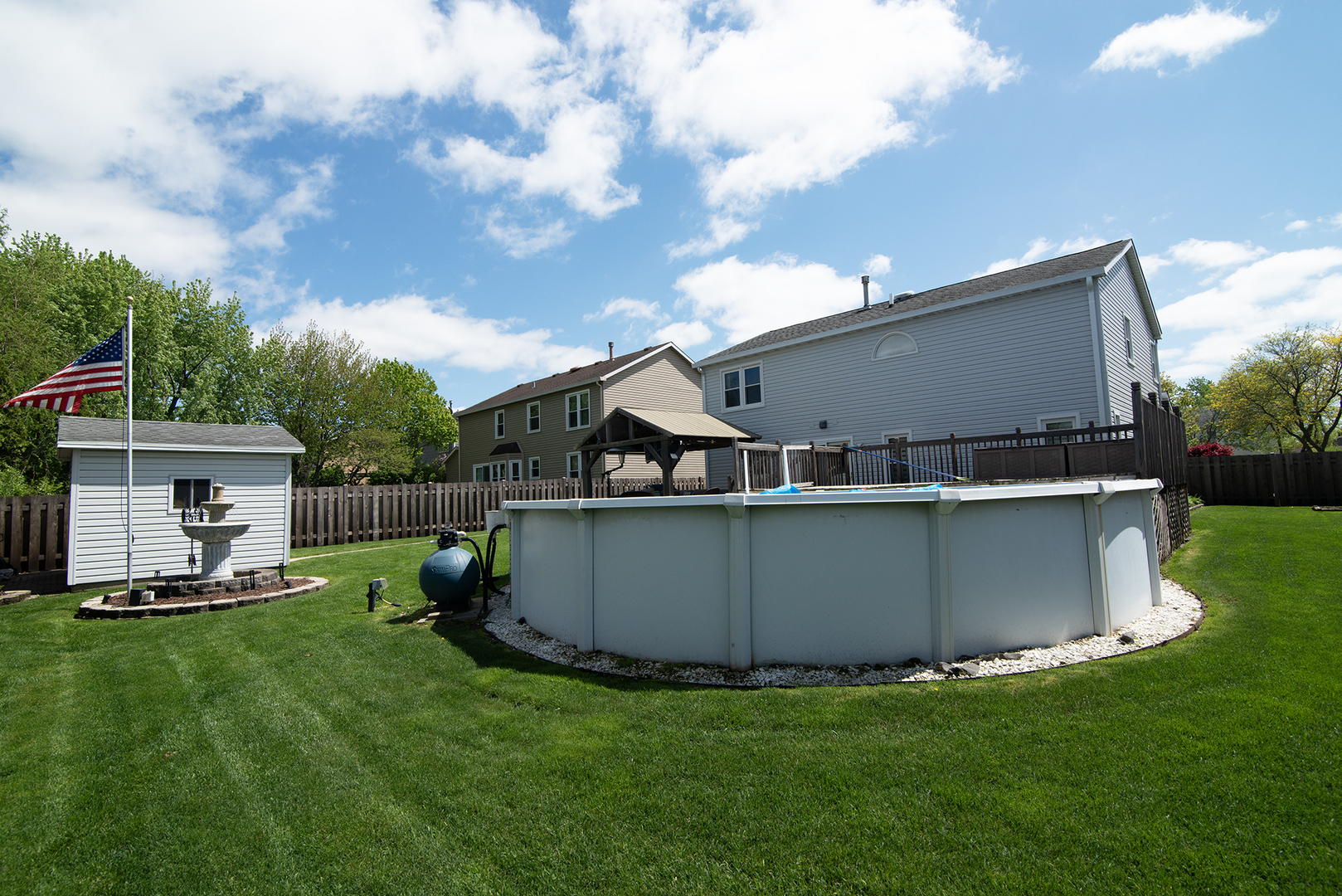 421 Burke Drive, Carol Stream, IL 60188