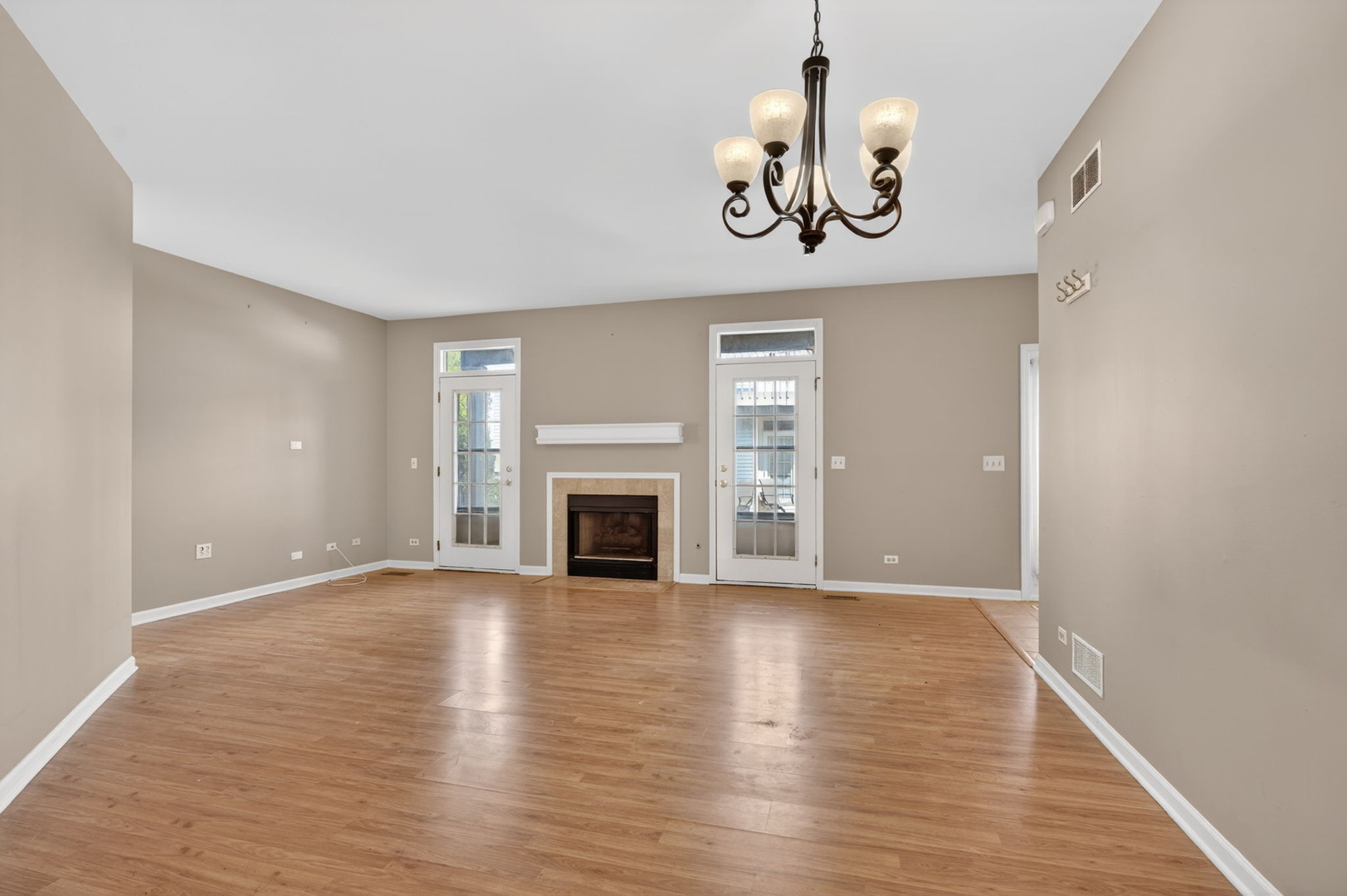 1226 Rhodes Lane #1226, Naperville, IL 60540