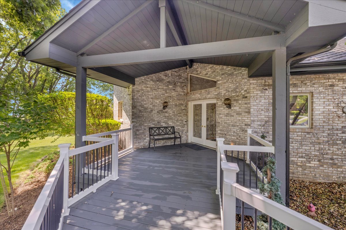 664 White Oak Way, Yorkville, IL 60560