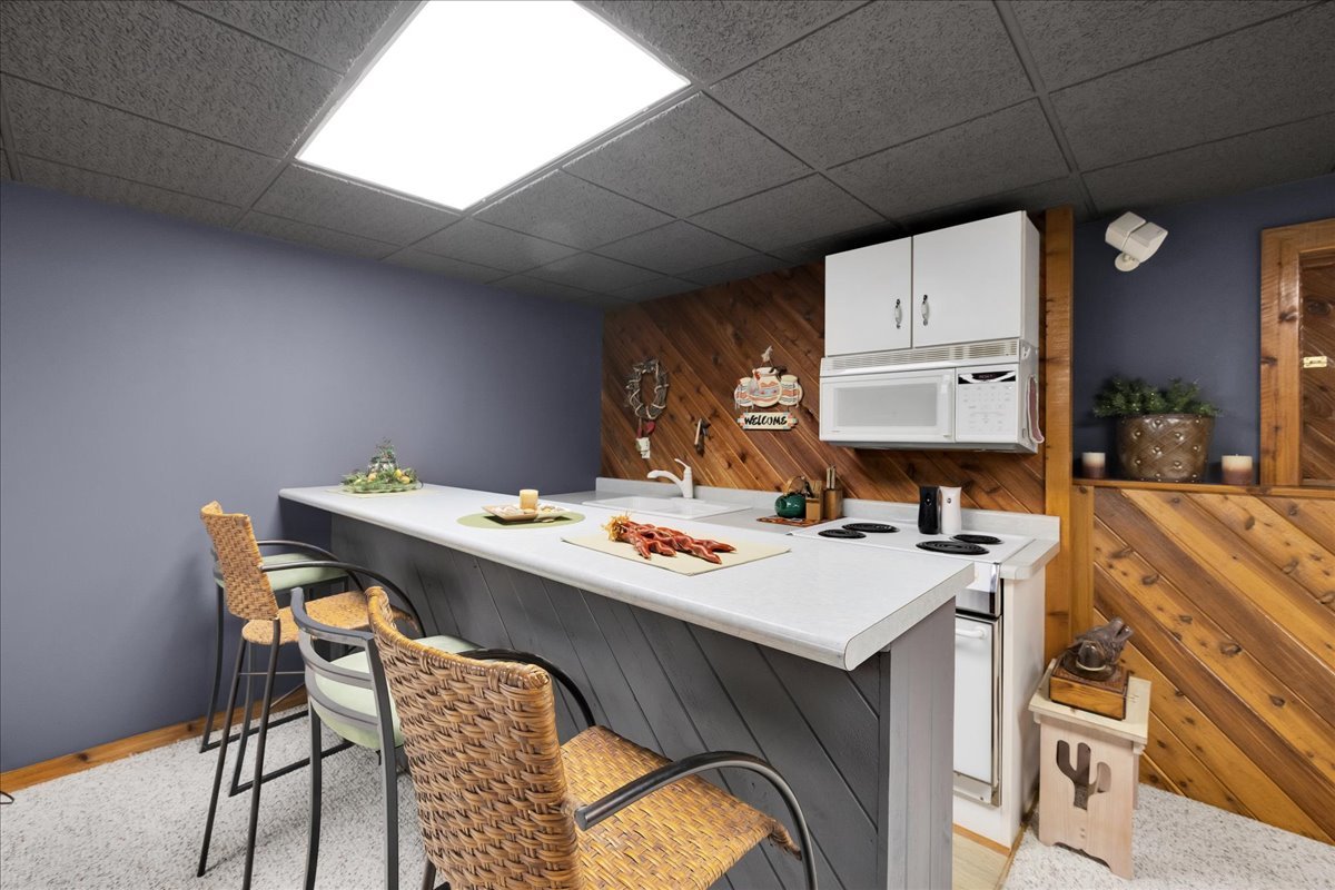 664 White Oak Way, Yorkville, IL 60560