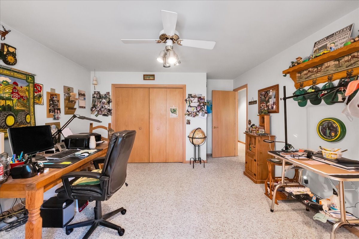 664 White Oak Way, Yorkville, IL 60560