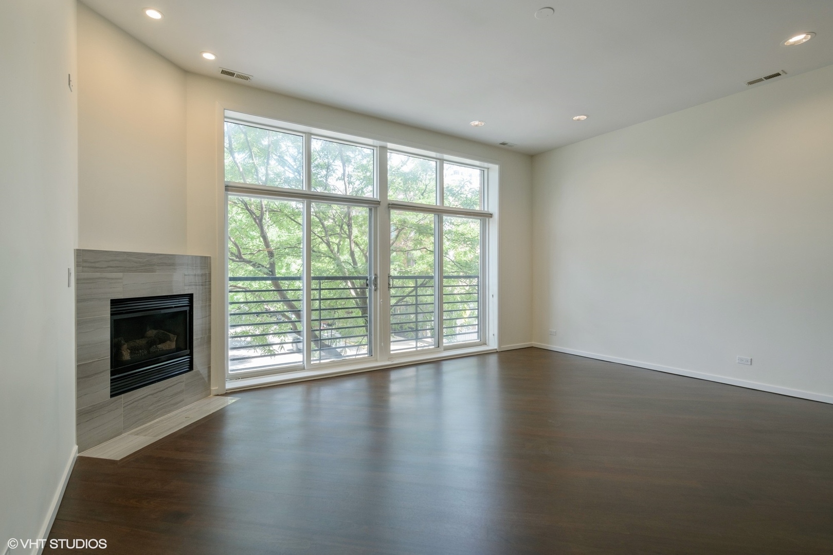 1872 N Damen Avenue #2N, Chicago, IL 60647