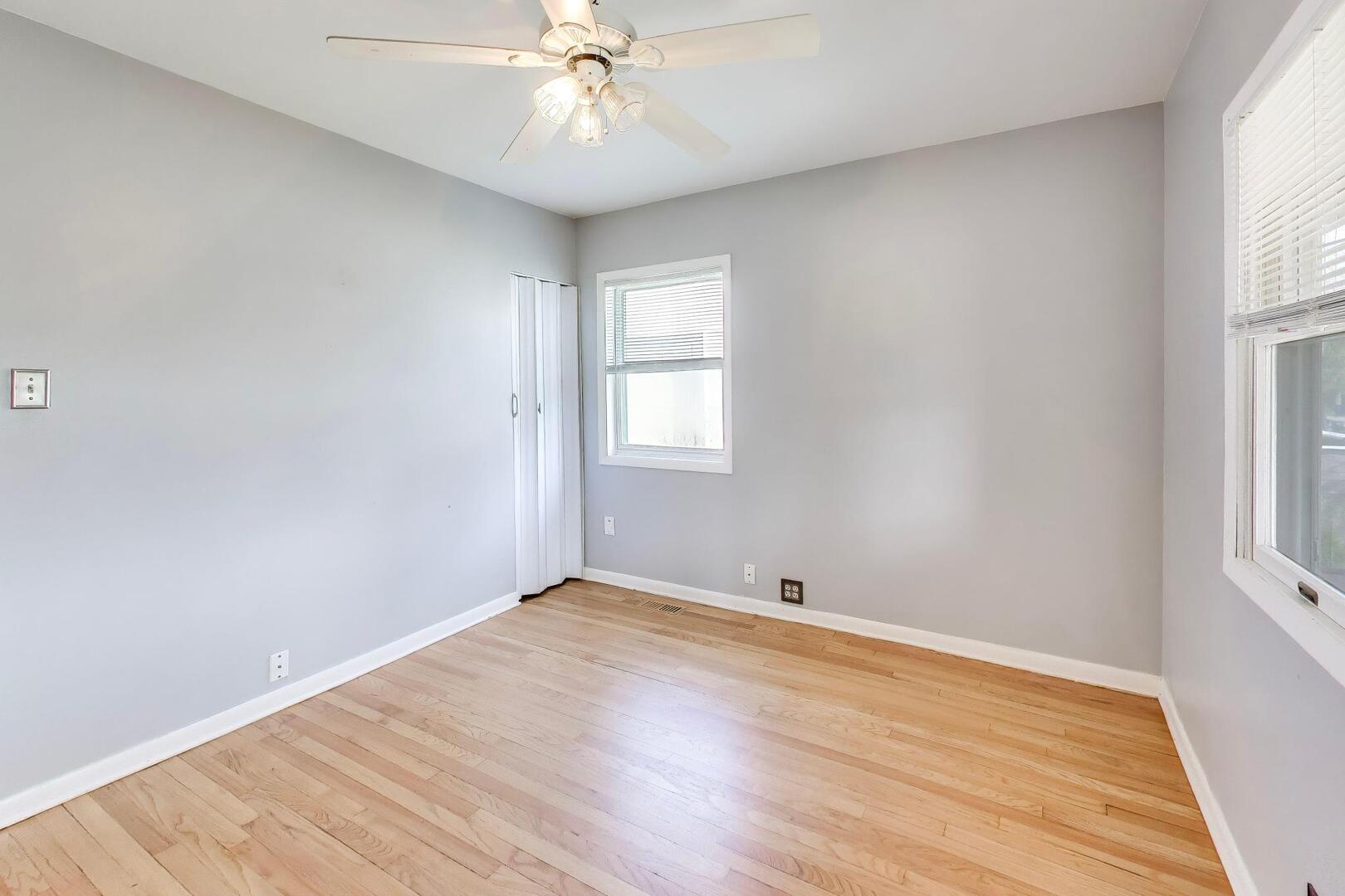 738 S Yale Avenue, Villa Park, IL 60181