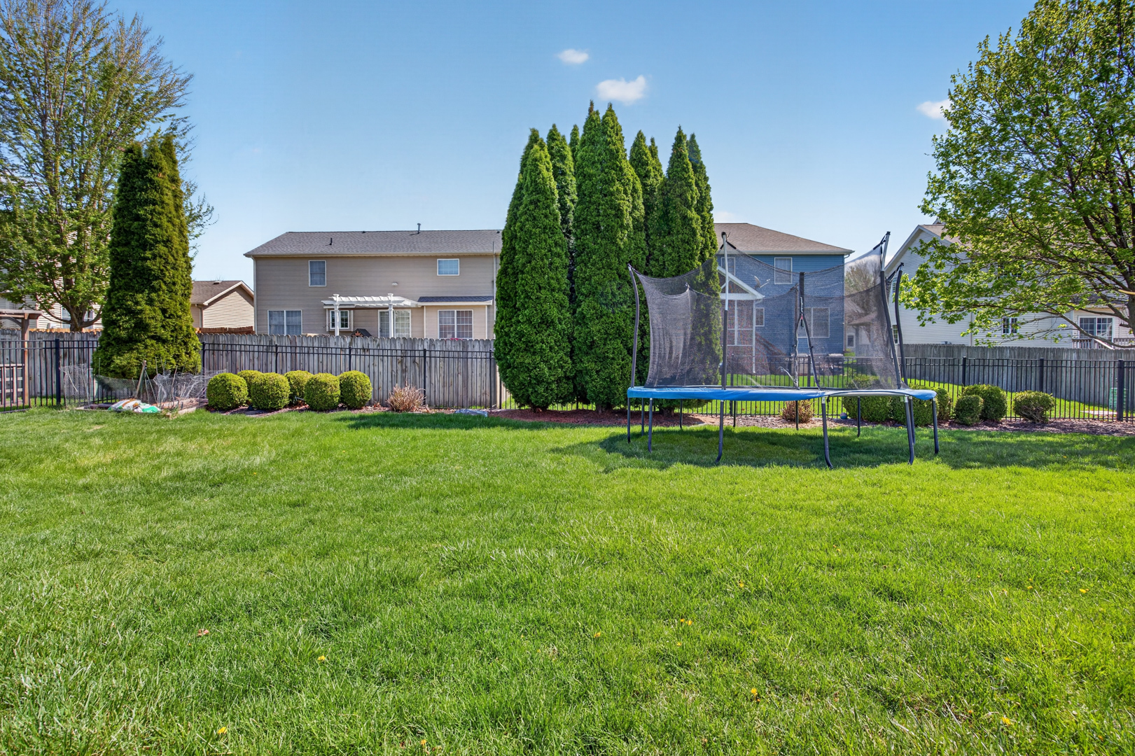 1503 Broad Creek Road, Bloomington, IL 61704