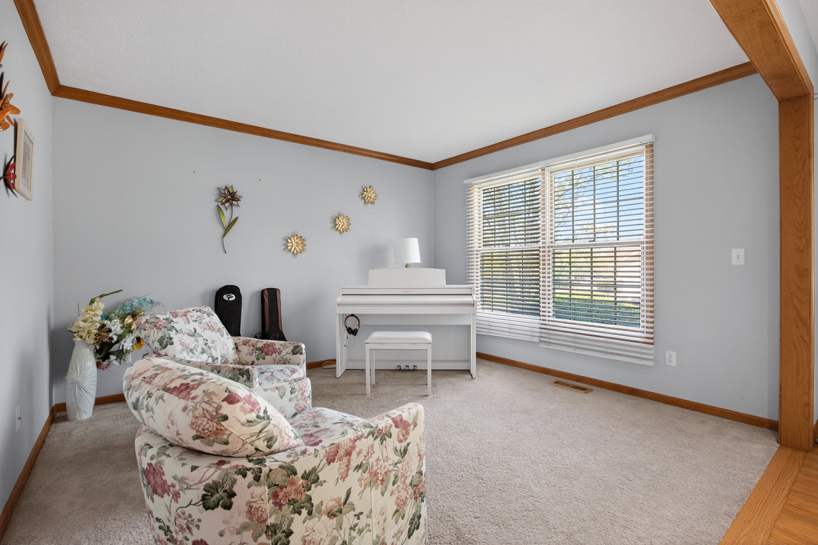 1503 Broad Creek Road, Bloomington, IL 61704